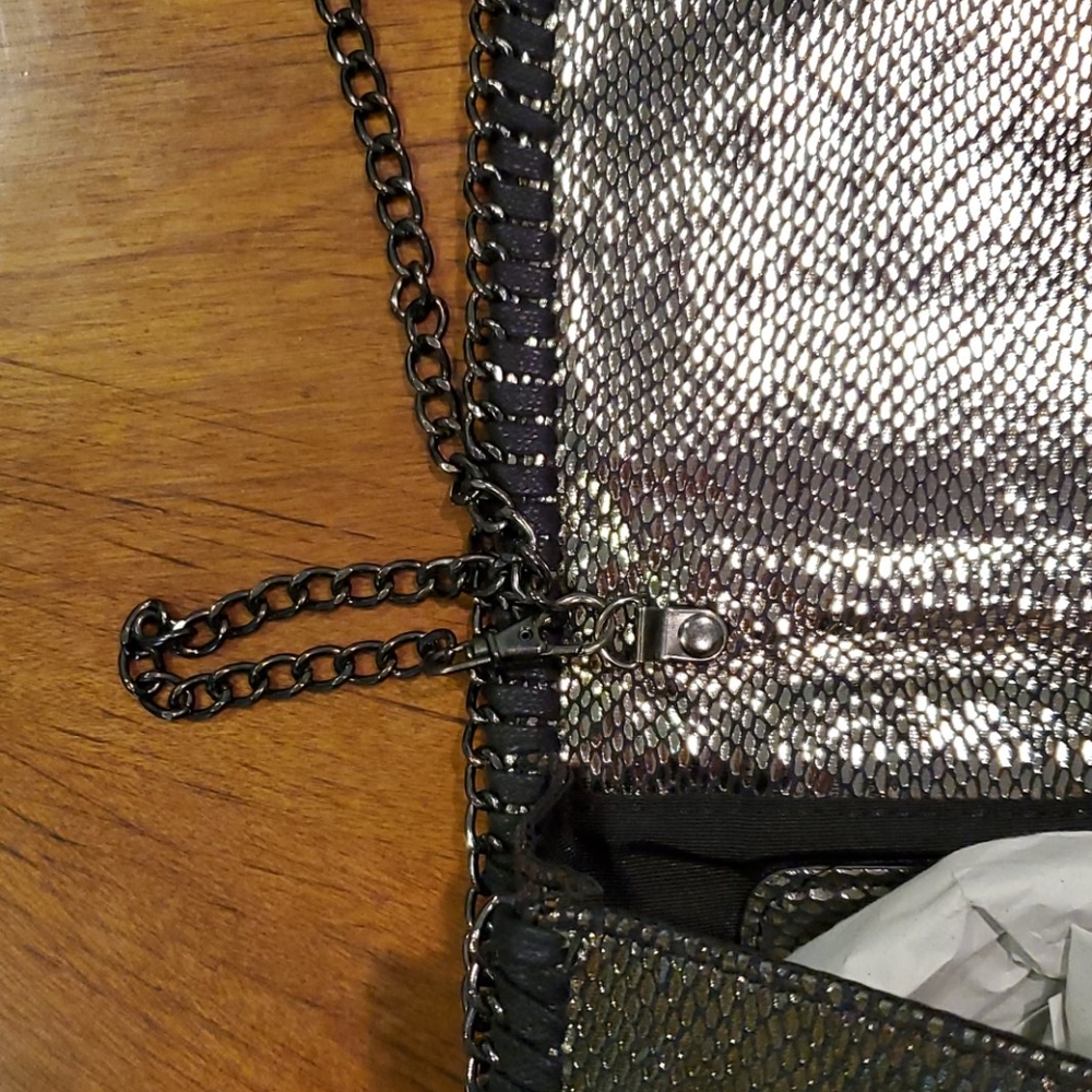 Tarnish like new clutch - Picture 6 of 8